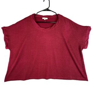 Entro Blouse‎ Shirt Women's Small/Medium Red Burgundy Textured Short Sleeve Top